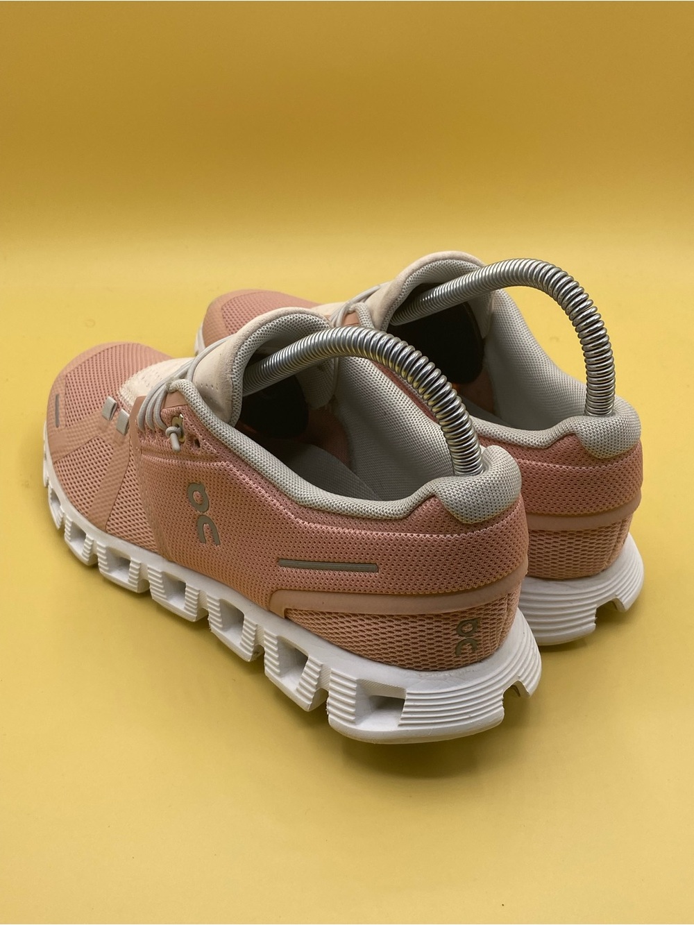 On Cloud 5 running shoes rose pink - Picture 3 of 4